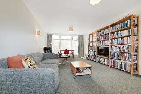 Photo of property in 4 Claremont Grove, Mount Victoria, Wellington, 6011