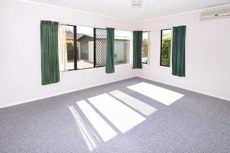 Photo of property in 119 Riverside Road, Orewa, 0931