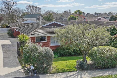 Photo of property in 1/3 Karnak Crescent, Russley, Christchurch, 8042