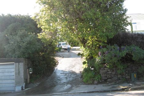 Photo of property in 123 Dyers Pass Road, Cashmere, Christchurch, 8022