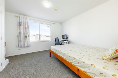 Photo of property in 5/30 Opito Way, East Tamaki, Auckland, 2013