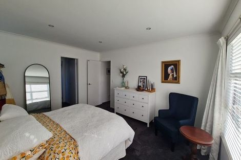 Photo of property in 90a Endeavour Drive, Whitby, Porirua, 5024