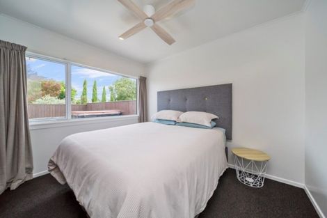 Photo of property in 32 Wallath Road, Westown, New Plymouth, 4310