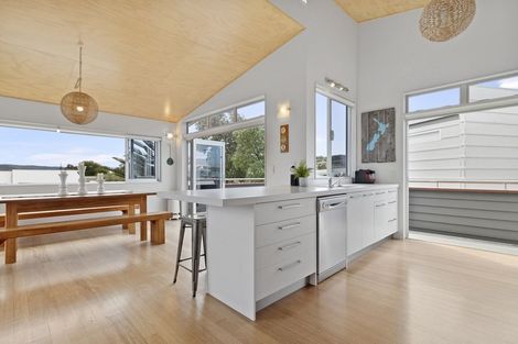Photo of property in 316b Ocean Road, Whangamata, 3620