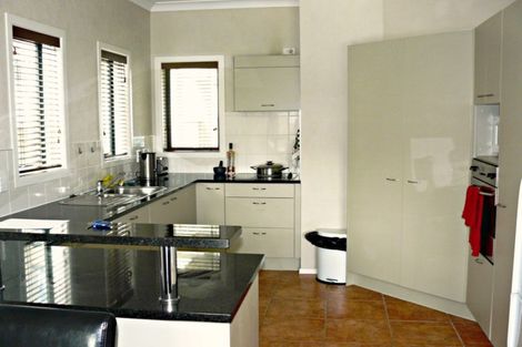 Photo of property in 9 Huntington Drive, Huntington Park, Auckland, 2013