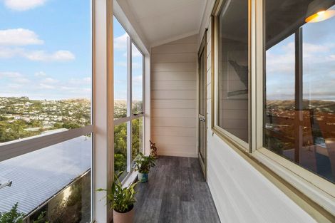 Photo of property in 87 Burgess Road, Newlands, Wellington, 6037