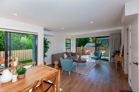 Photo of property in 77 Amohia Street, Paraparaumu, 5032