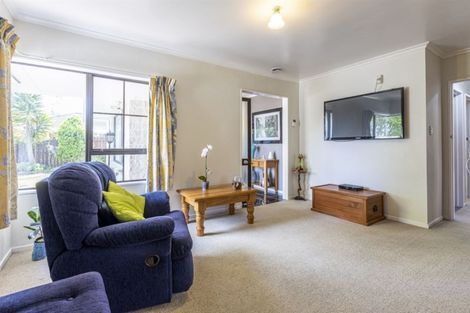 Photo of property in 95 John F Kennedy Drive, Milson, Palmerston North, 4414