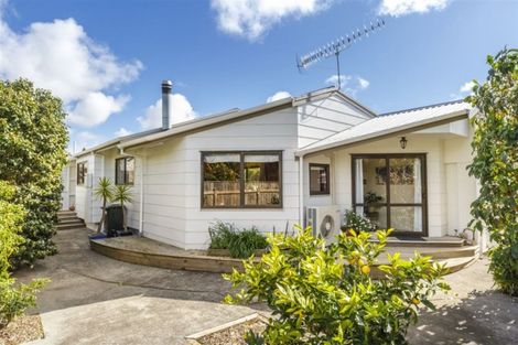 Photo of property in 14 College Street, Awapuni, Palmerston North, 4412