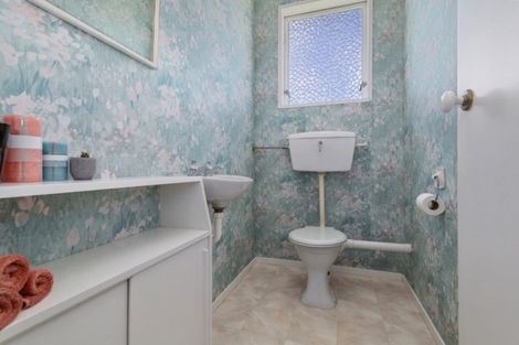 Photo of property in 3 Mckeefry Grove, Tawa, Wellington, 5028