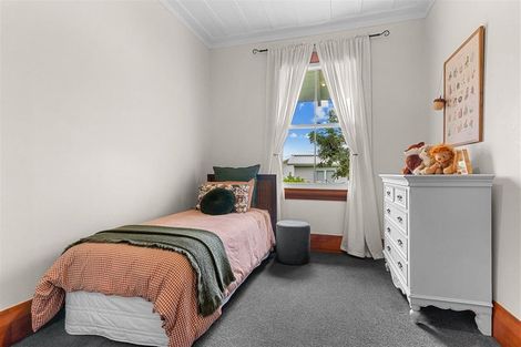 Photo of property in 13 Ash Grove, Maungaturoto, 0520