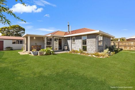 Photo of property in 9 Honeysuckle Place, Northcote, Christchurch, 8052