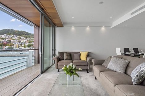Photo of property in Clyde Quay Wharf, 2a/6 Clyde Quay Wharf, Te Aro, Wellington, 6011