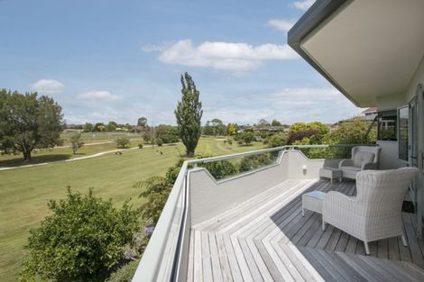 Photo of property in 62 Links View Drive, Omokoroa, 3114