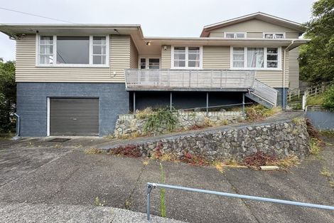 Photo of property in 29 Hollies Crescent, Johnsonville, Wellington, 6037