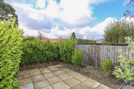 Photo of property in 1/3 Juniper Place, Burnside, Christchurch, 8053