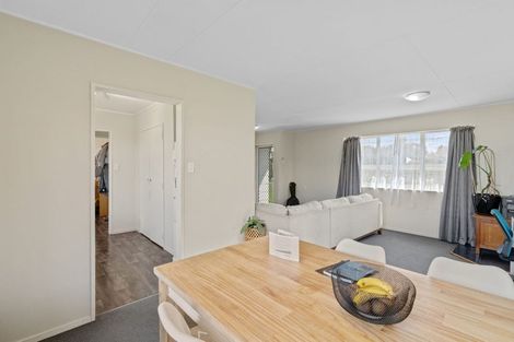 Photo of property in 4 Roslyn Road, Levin, 5510