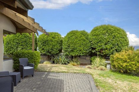 Photo of property in 1/82 Taupo View Road, Taupo, 3330