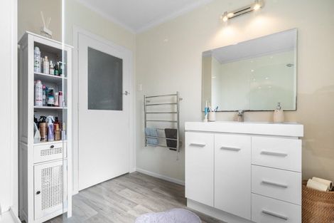 Photo of property in 159 Princes Street, Strathern, Invercargill, 9812