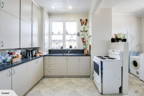 Photo of property in 63 Avondale Road, Taradale, Napier, 4112