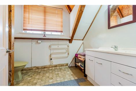 Photo of property in 14a South Lynn Road, Titirangi, Auckland, 0604