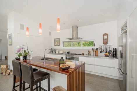 Photo of property in 14 Herbert Drive, Whangamata, 3620