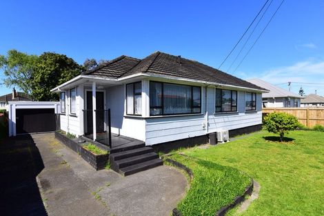 Photo of property in 111 Puriri Street, Gonville, Whanganui, 4501