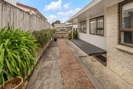 Photo of property in 24 Waterloo Street, Dannevirke, 4930