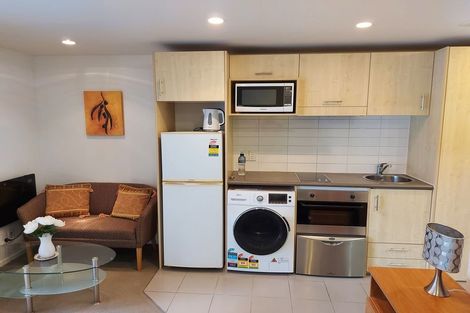 Photo of property in 23 Emily Place, Bellevue, Tauranga, 3110