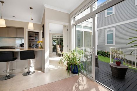 Photo of property in 9 Landmark Terrace, Orewa, 0931