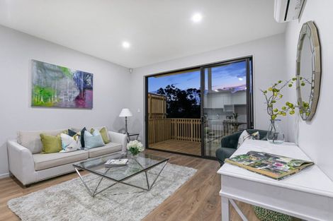 Photo of property in 11b Rockpool Road, Orewa, 0931