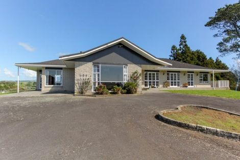 Photo of property in 464 Egmont Road, Hillsborough, New Plymouth, 4372