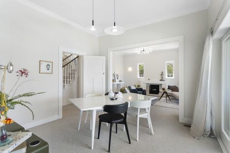 Photo of property in 18 Hamana Street, Narrow Neck, Auckland, 0622