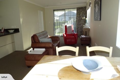 Photo of property in 28 Pounamu Place, Pegasus, 7612