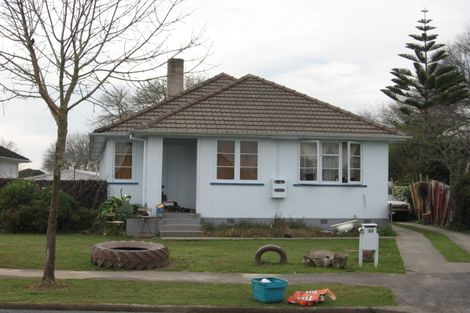 Photo of property in 32 Sare Crescent, Fairfield, Hamilton, 3214
