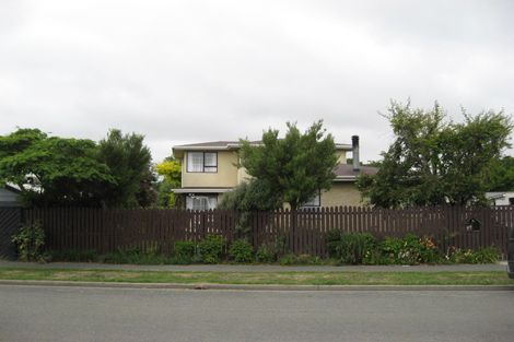 Photo of property in 77 Bayswater Crescent, Bromley, Christchurch, 8062