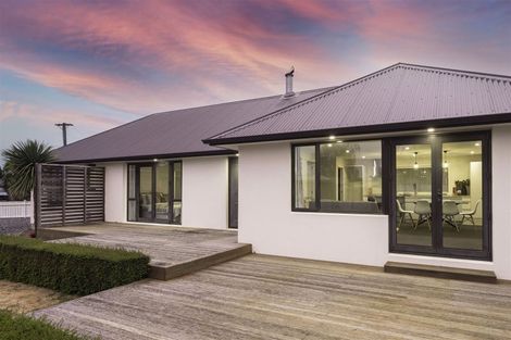 Photo of property in 10 Epping Place, Burnside, Christchurch, 8053