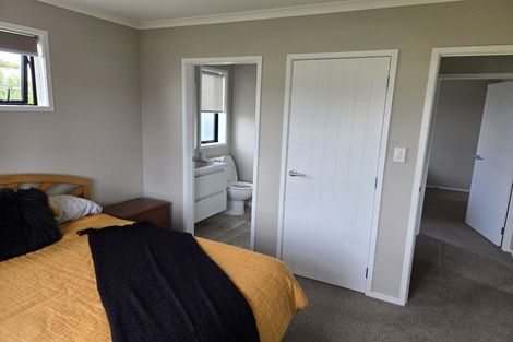 Photo of property in 1/144 Forest Lake Road, Forest Lake, Hamilton, 3200