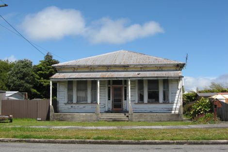 Photo of property in 28 Cobden Street, Westport, 7825