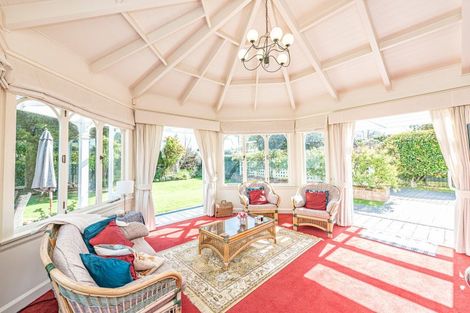Photo of property in 32 Brassey Road, Saint Johns Hill, Whanganui, 4500