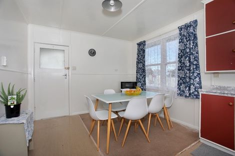 Photo of property in 27 Gordon Crescent, Marton, 4710