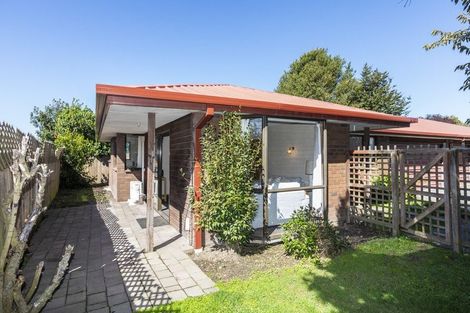 Photo of property in 2/84a Withells Road, Avonhead, Christchurch, 8042