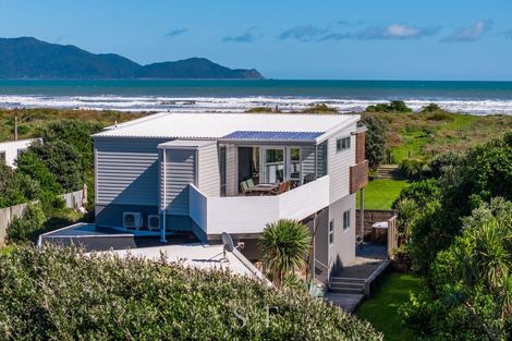 Photo of property in 114 Paetawa Road, Peka Peka, Waikanae, 5391