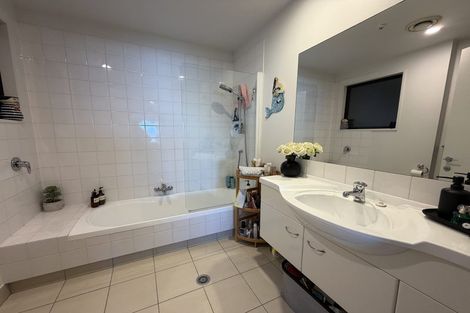 Photo of property in Waterfront Apartments, 309 Wakefield Quay, Stepneyville, Nelson, 7010