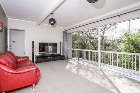 Photo of property in 52 Lynden Avenue, Hillcrest, Auckland, 0627