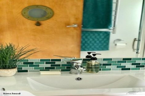 Photo of property in 5 Long Beach Road, Russell, 0202