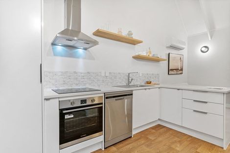 Photo of property in 2/24 Great South Road, Papakura, 2110