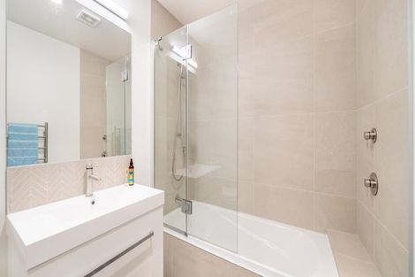 Photo of property in 37 Holystone Road, Whitby, Porirua, 5024