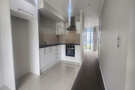 Photo of property in 9/4 Wallson Crescent, Wiri, Auckland, 2104