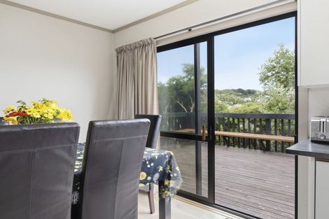 Photo of property in 2/18 Sailmaker Close, Whitby, Porirua, 5024